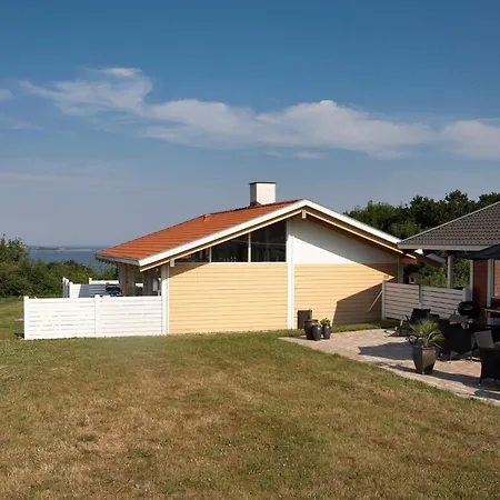 5 Person In Holiday home *